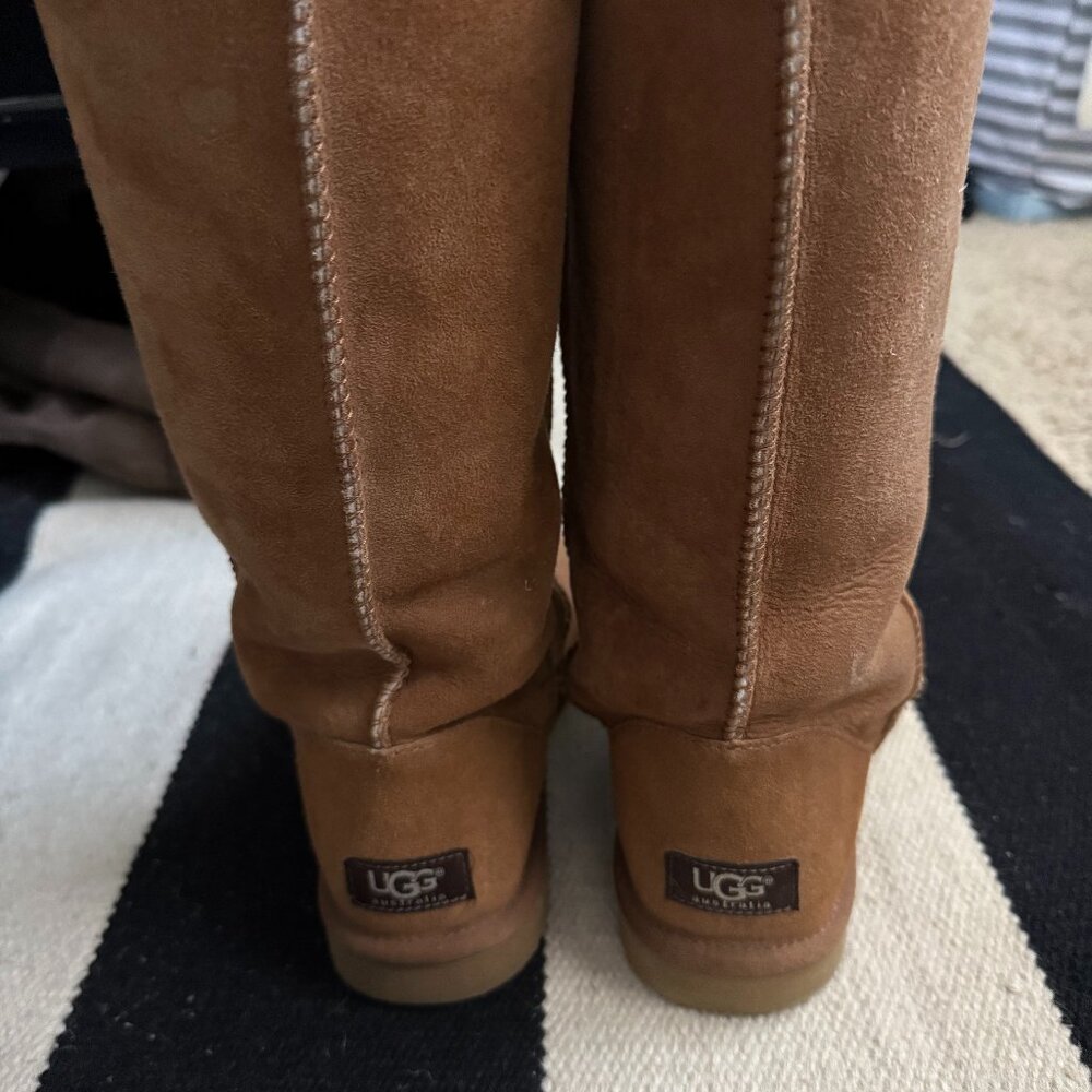 UGG Classic Tall II Boot, Size 9/EU40 - Picture 6 of 7